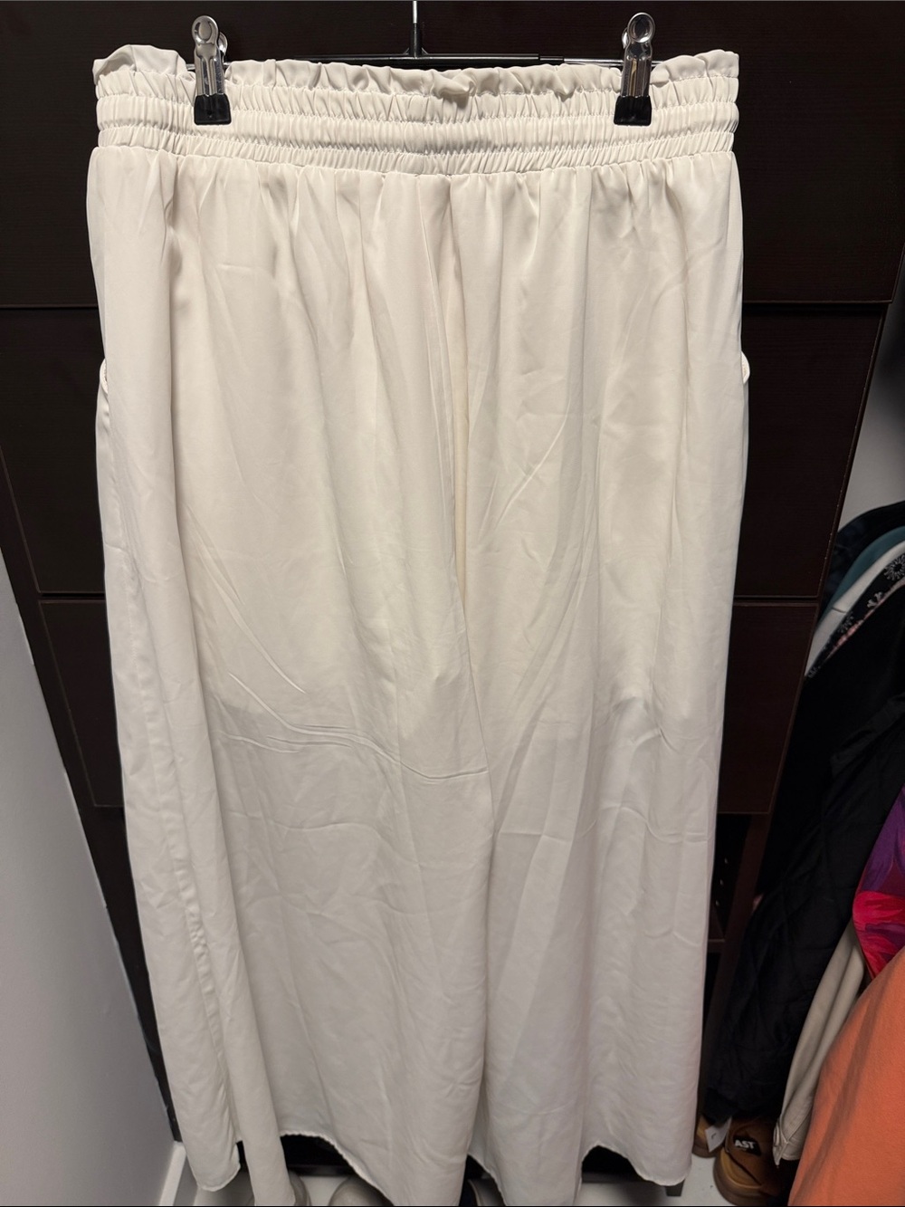 Pretty garden Drawstring Pants - Picture 2 of 3